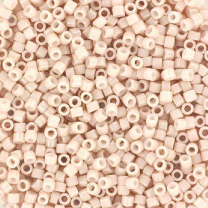Perles MIYUKI Crème - Delicate 11/0 - N°1495 - Beige Pink Champagne Opaque 