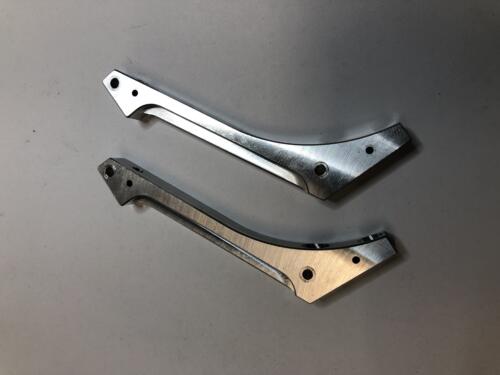 S106/16 - Bras de Support Arrière Carrosserie FF