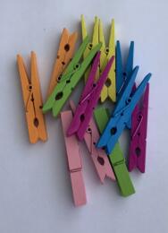 Pinces à Linge en bois 7.2cm - COULEUR (x20) + 8 GRATUITES