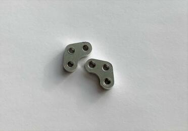 SD2224 - Fixation Servo Direction ( 2 pièces ) - Moto 1/5ème