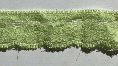 Ruban Dentelle Stretch - VERT PALE 2.5cm (240)