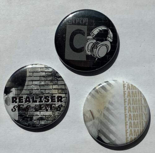BADGES (x3) - Rock Family (Cool, Familly....)
