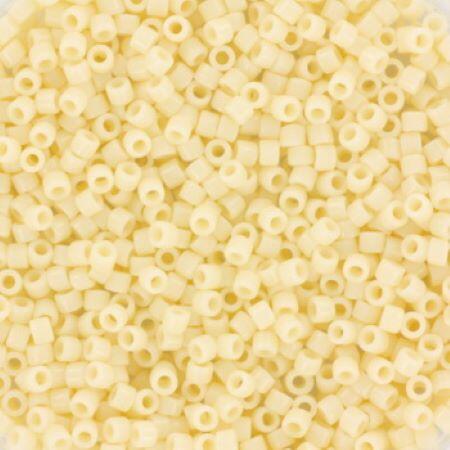 Perles MIYUKI Crème - Delicate 11/0 - N°732 - Cream Opaque Dark