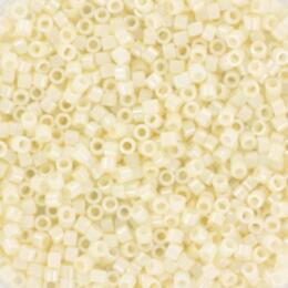Perles MIYUKI Crème - Delicate 11/0 - N°203 - Ceylon Cream