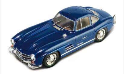 Maquette 1/24 Italeri  - MERCEDES BENZ 300 SL GULL WING  ref: 3645
