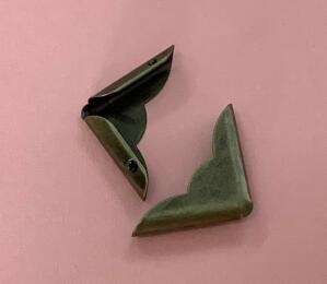 Coin en Métal pour Cartonnage - BRONZE 22x22mm Ep 6mm (x4u)