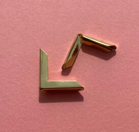 Coin en Métal pour Cartonnage - OR 22x22mm Ep 3.5mm (x4u)