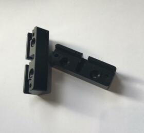 S2047 - Support Barre Antiroulis ( 2 pièces ) S88R 1/5ème Electrique